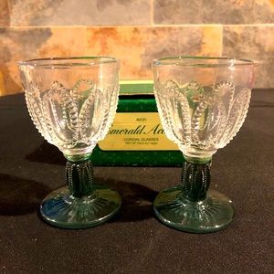 Avon emerald accents glasses